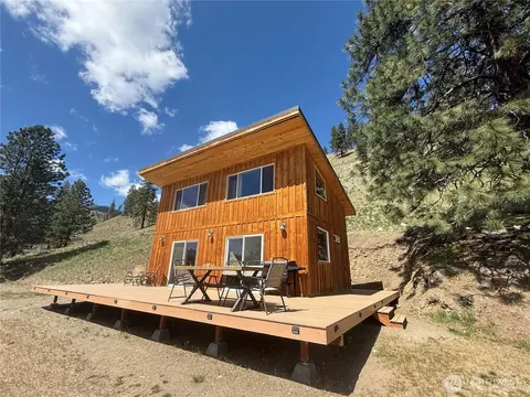 20 Funk Mtn Rd, Conconully, WA 98819