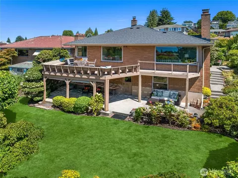 6743 40th Ave SW, Seattle, WA 98136