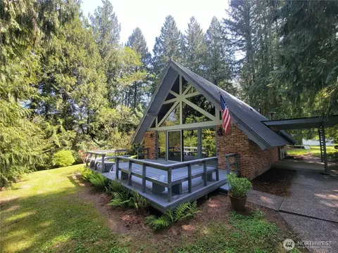 562 A Toledo Vader Rd, Toledo, WA 98591