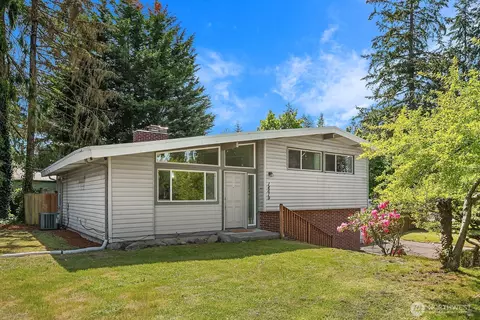 14619 SEastgate Dr, Bellevue, WA 98006
