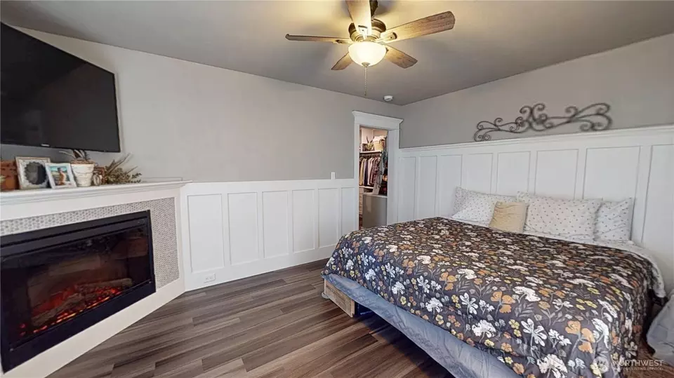 Bedroom - 155 Hwy 7, Tonasket, WA 98855 photo 2 of 5
