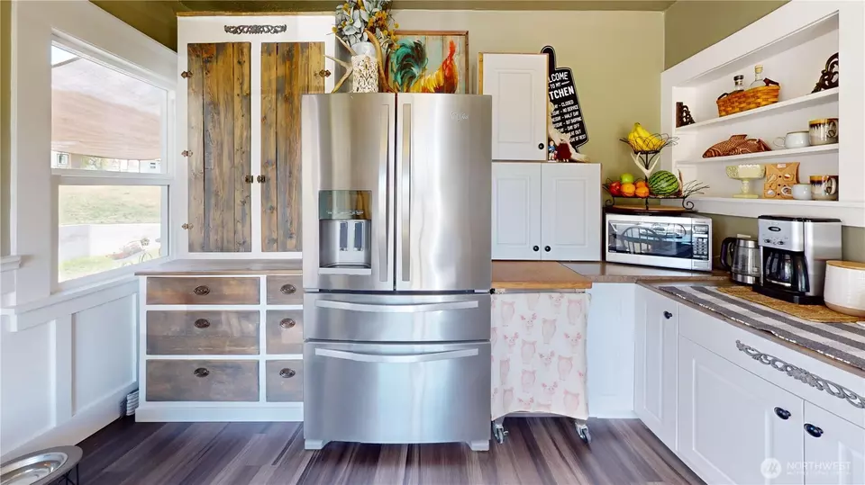Kitchen - 155 Hwy 7, Tonasket, WA 98855 photo 3 of 3
