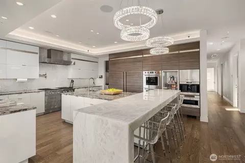 Kitchen - 209 Northside Rd, Bellevue, WA 98004 photo 1 of 6