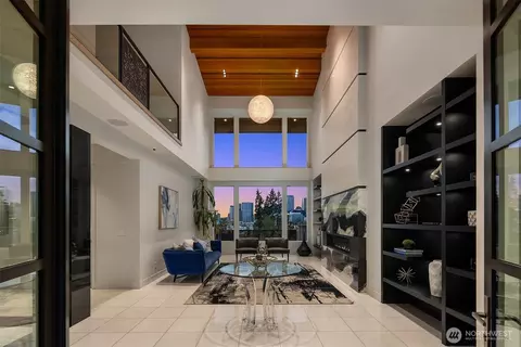 Entry Way - 209 Northside Rd, Bellevue, WA 98004 photo 1 of 1