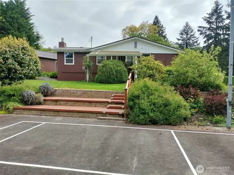 21926 Vashon Hwy SW, Vashon, WA 98070