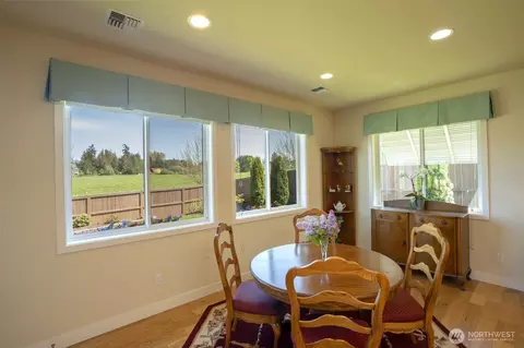 Dining - 71 Lillian Ridge Dr, Sequim, WA 98382 photo 1 of 1