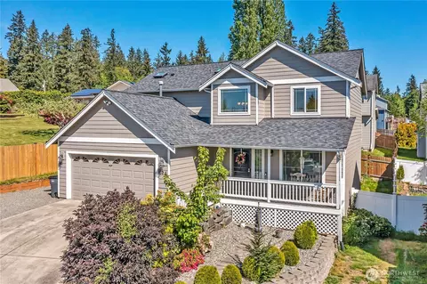 494 Flower Meadows St, Port Orchard, WA 98366