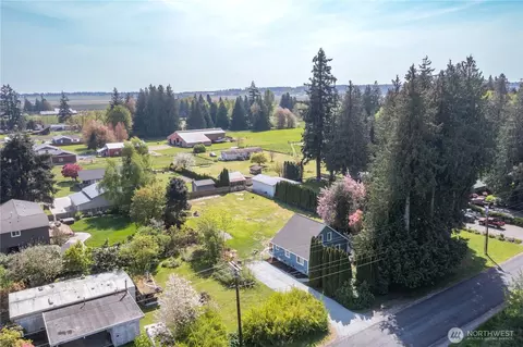 View/Area - 16974 Bradley Rd, Bow, WA 98232 photo 3 of 5