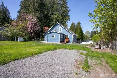 Exterior - 16974 Bradley Rd, Bow, WA 98232 photo 10 of 11