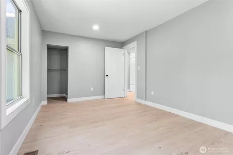 Bedroom - 16974 Bradley Rd, Bow, WA 98232 photo 1 of 5