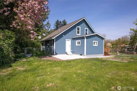 Exterior - 16974 Bradley Rd, Bow, WA 98232 photo 5 of 11