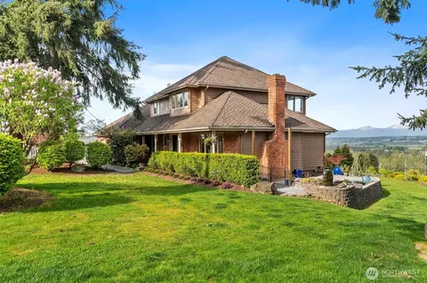 4631 View Dr, Everett, WA 98203