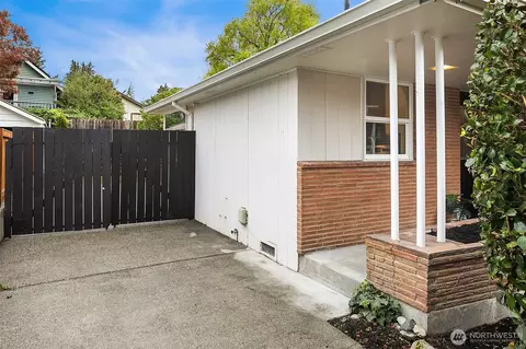 726 N 86th St, Seattle, WA 98103 photo 26