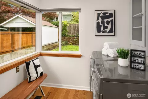 726 N 86th St, Seattle, WA 98103 photo 13