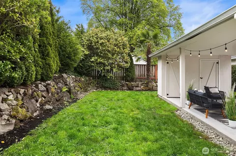 726 N 86th St, Seattle, WA 98103 photo 24