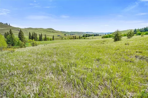 111 Moose Mountain Rd, Oroville, WA 98844
