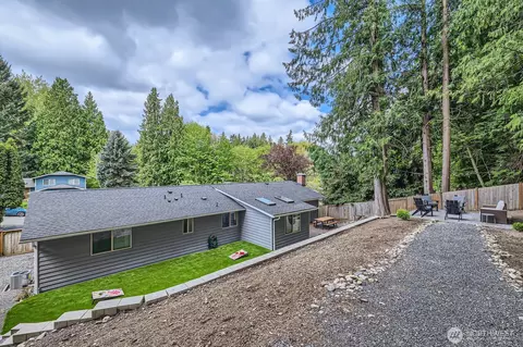 Exterior - 23115 19th Dr SE, Bothell, WA 98021 photo 8 of 9
