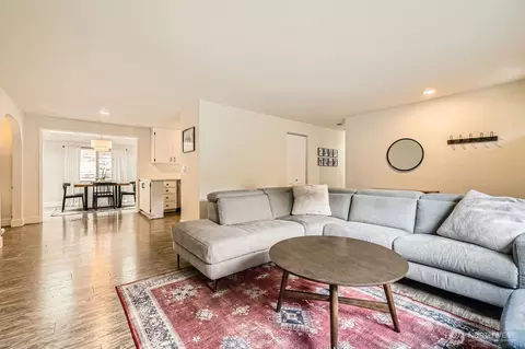 Living - 23115 19th Dr SE, Bothell, WA 98021 photo 2 of 4
