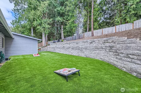 Exterior - 23115 19th Dr SE, Bothell, WA 98021 photo 7 of 9