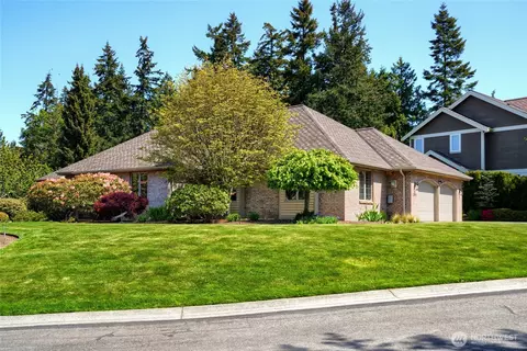 2318 Hickory Dr, Anacortes, WA 98221