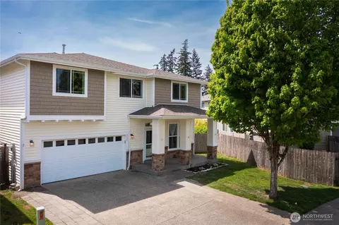 4667 SE Bakken Ct, Port Orchard, WA 98366