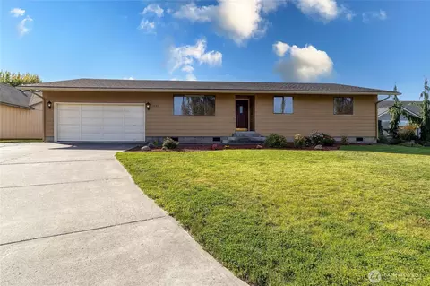 1182 SE Constitution, College Place, WA 99324