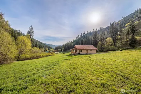8895 Eagle Crk, Leavenworth, WA 98826