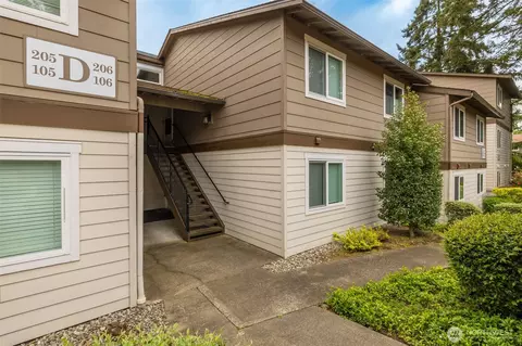 12621 NE 130th Way # D106, Kirkland, WA 98034