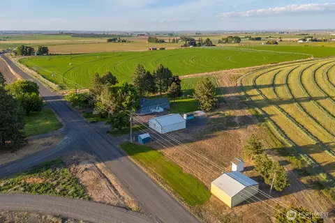 8765 SE Road R, Warden, WA 98857