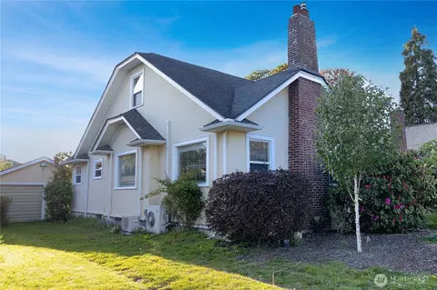 2717 Walnut St, Bellingham, WA 98225