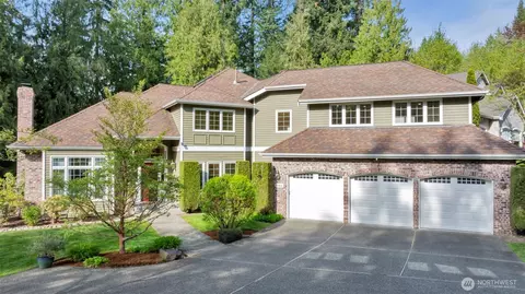 24212 NE 30th Pl, Sammamish, WA 98074
