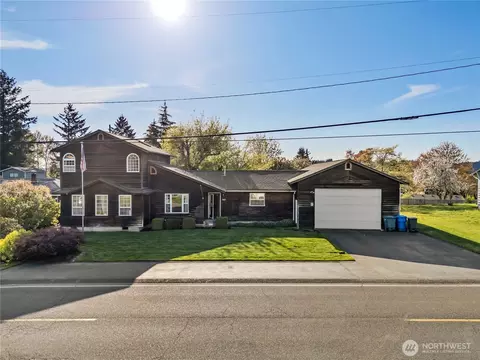 601 15th Ave, Milton, WA 98354