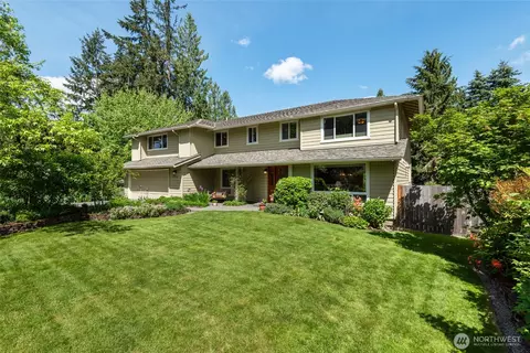 18414 NE 26th Way, Redmond, WA 98052