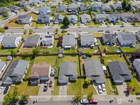 View/Area - 208 Nelsen St NE, Orting, WA 98360 photo 2 of 3
