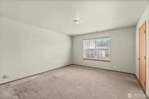 Bedroom - 208 Nelsen St NE, Orting, WA 98360 photo 6 of 6