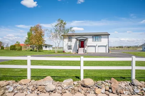 8092 Road 24 NE, Moses Lake, WA 98837