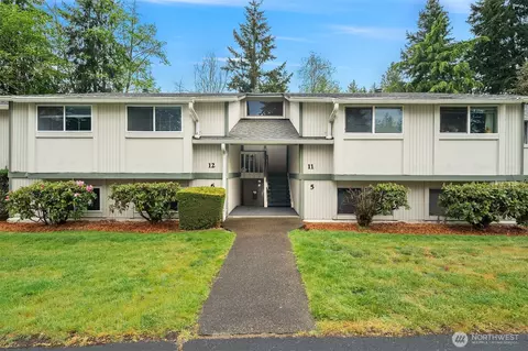 419 S 325th Pl #T5, Federal Way, WA 98003