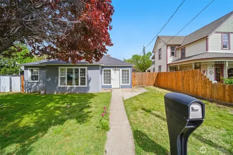 1317 Chestnut St, Milton Freewater, OR 97862