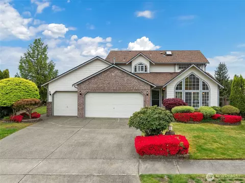 4015 Pinehurst Dr NE, Tacoma, WA 98422