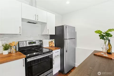 3003 E Pine St, Seattle, WA 98122 photo 23