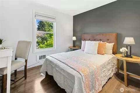 3003 E Pine St, Seattle, WA 98122 photo 13