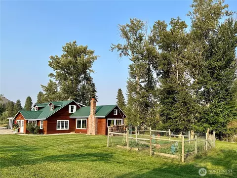 Exterior - 8 Beulah Rd, Carlton, WA 98814 photo 4 of 7
