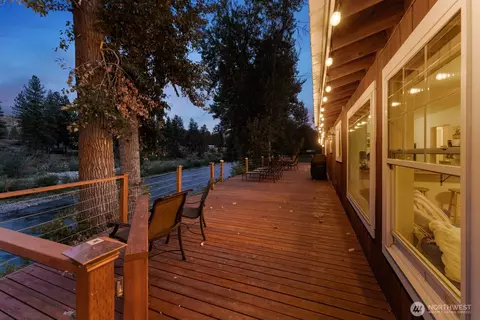 Exterior - 8 Beulah Rd, Carlton, WA 98814 photo 5 of 7