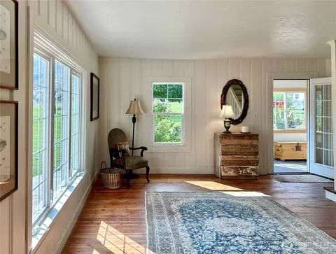 Entry Way - 8 Beulah Rd, Carlton, WA 98814 photo 2 of 2