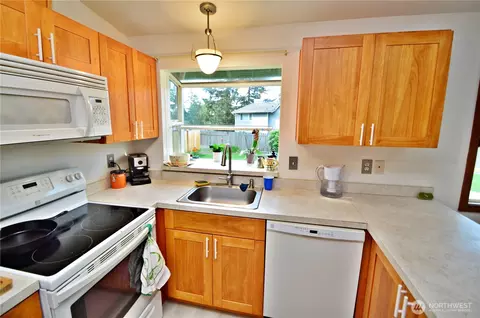1923 233rd Pl SE, Bothell, WA 98021 photo 8
