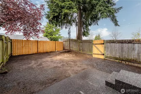 6916 Rainier Dr #B, Everett, WA 98203 photo 32