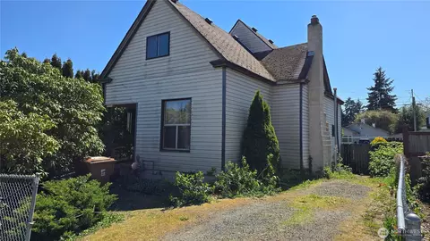 3104 S 7th St, Tacoma, WA 98405