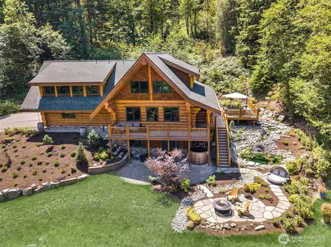 13955 409th Ave SE, North Bend, WA 98045