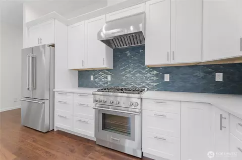 Kitchen - 23615 38th Ave E, Spanaway, WA 98387 photo 1 of 3