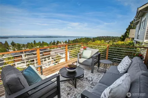 7344 44th Ave SW, Seattle, WA 98136